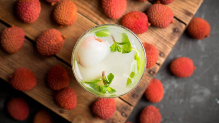 Amazingly Simple, Refreshing & Flavorful Lychee Mojito